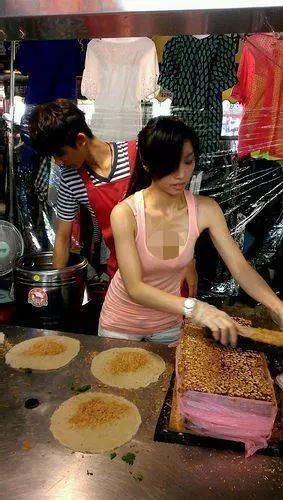 五年過去了…當年紅極一時的「饒河花生捲妹」近況曝光!網淚嘆:又一個表特世代的結束!