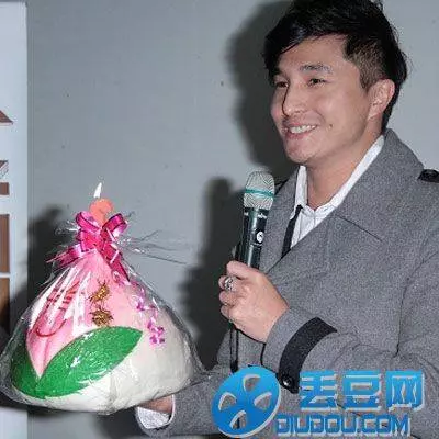 震驚! 王少偉默默承認自己「出櫃」,吳宗憲跳出來幫他說話,我願意幫你拿彩虹旗!