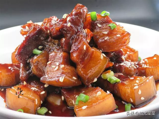 這8道硬菜,是經典中的經典,每道菜都有不同的好寓意