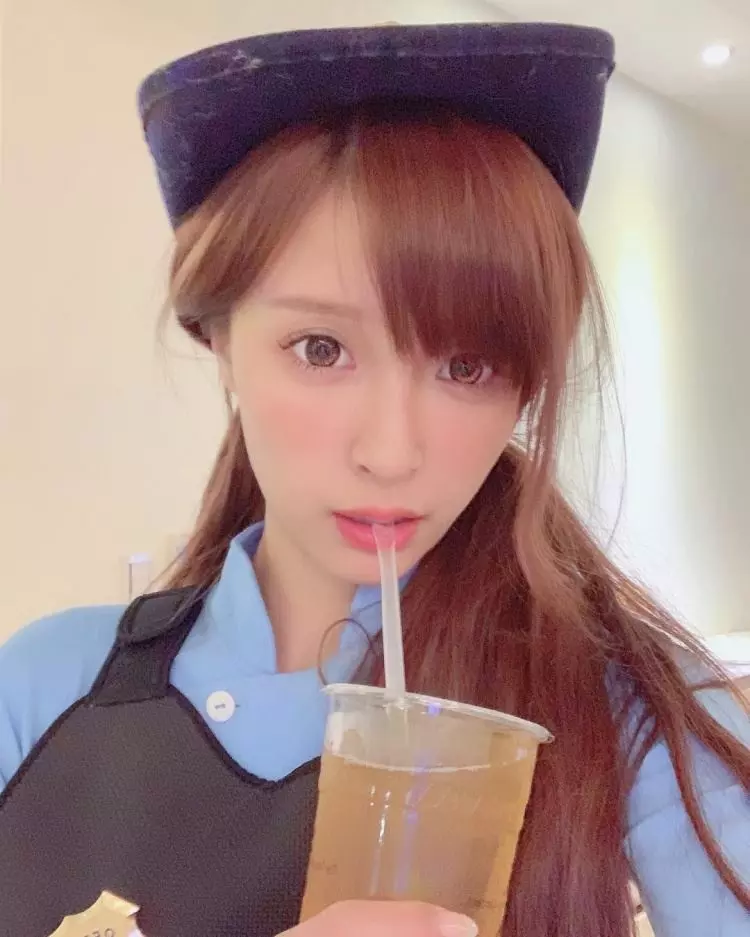 沒差的話幹嘛化妝?小雲寶寶「素顏近照曝光」真實膚況網驚:還是畫一下吧