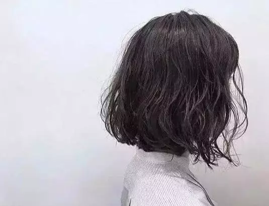 到了中年,才知道被寒了心的妻子,心會有多狠