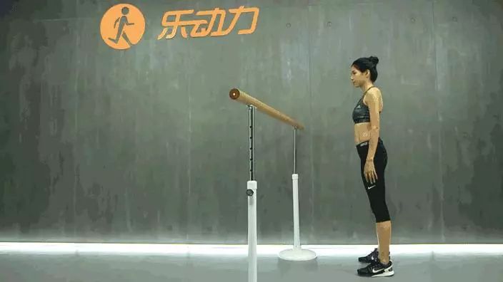 腋下「這塊肉」害你明明很瘦上半身卻顯厚 5個運動讓你美秀肩膀不用怕