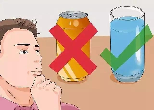 早上空腹喝水最健康?每天第一杯水最講究!