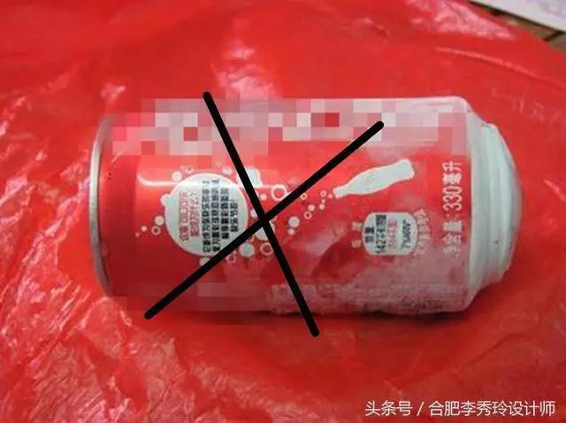 還是頭一次看到冰箱會爆炸!這3樣東西趕緊拿出來,太多人放錯了