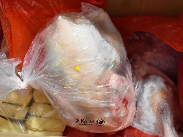 從家鄉回來,婆婆給我們裝了5大袋吃的,回家一看婆婆想得真周到