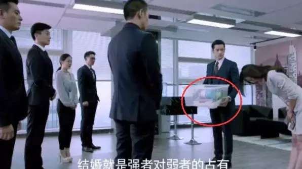 史上最雷人的穿幫鏡頭,讓人哭笑不得,「超爆笑的穿幫鏡頭」大盤點!