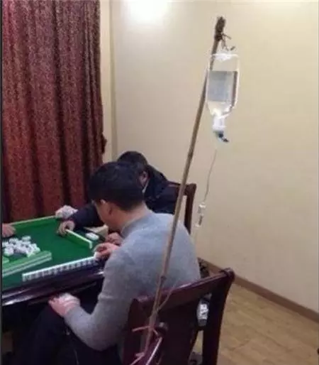 33張爆笑圖,老師以後上課穿這樣的裙子挺好!看到最後一張圖,整個人都傻了!