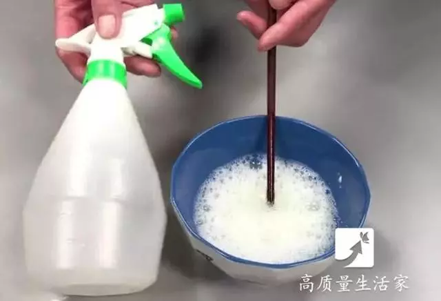 難怪花露水在國外賣那麼火,看完這4大妙用,趕緊回家買一瓶!