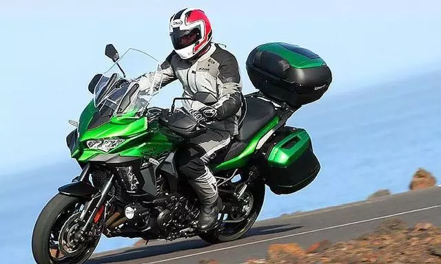 專為希望舒適旅行的情侶設計的摩托!2019川崎Versys 1000旅行車