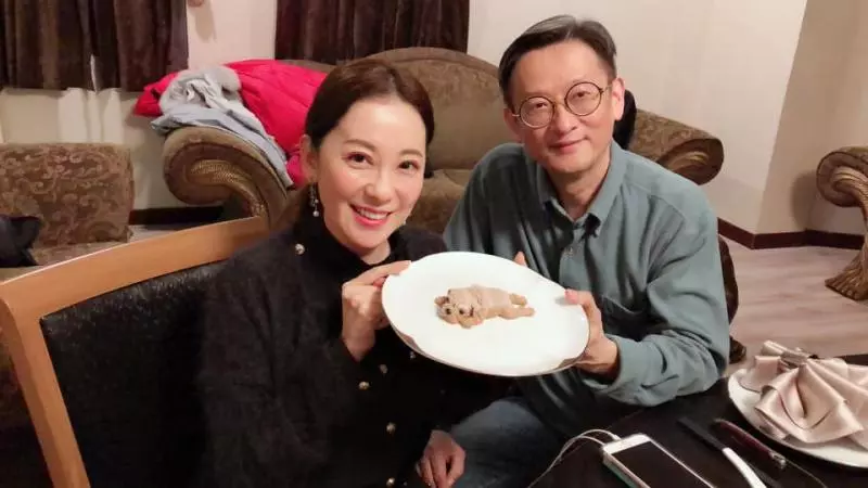 況明潔「狂打排卵針仍求無子」視繼子如己出,「女人要懂裝傻」淚曝不能沒有老公!