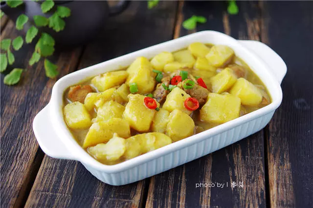 燉土豆時加入它,又香又好吃,根本停不下來,用它泡飯尤其好吃!