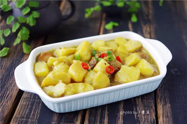 燉土豆時加入它,又香又好吃,根本停不下來,用它泡飯尤其好吃!
