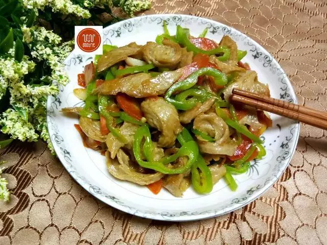 比肉還香的常素炒,噴香誘人,做法超簡單,沒有肉卻比肉還香!