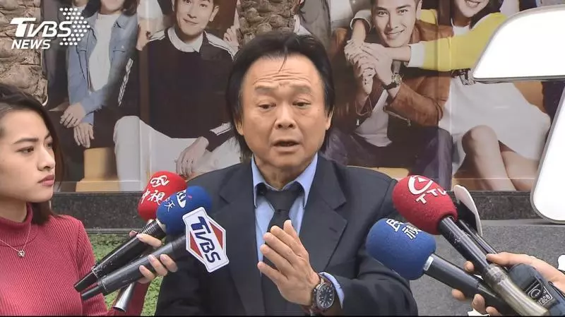 王世堅扶龍格是真的!他被罵跑變老闆擁名車別墅