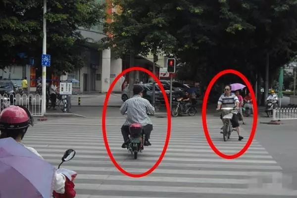 記住!馬路上這五種車不要惹,否則吃虧的一定是你