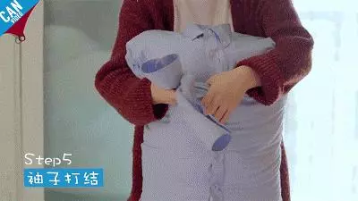 舊枕頭套「剪一個小洞」幫你省下好多錢!成品放進衣櫃後...網友驚呼:功能超強大!