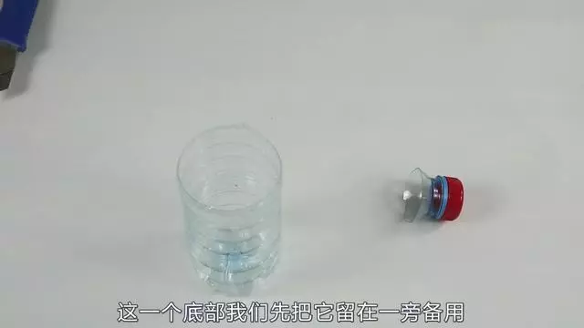 垃圾桶上一定要放一隻筷子,這個妙招太棒了,後悔今天才知道