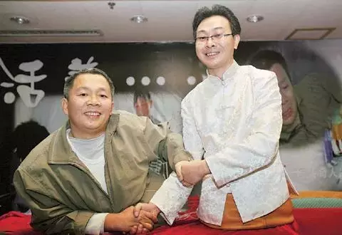 他被10噸大貨車腰斬,截肢後身高只剩78公分,59歲的他如今變成這樣!讓人萬萬沒想到!