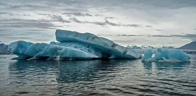 天氣兩極化!美國最低溫-49°C,21人凍死...澳洲高溫衝上49℃!兩地人民叫苦連天!