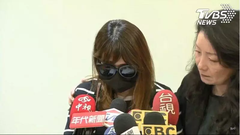【噴槍奪命】女童媽淚控「爸爸是魔鬼」恨自己心軟 嗆假哭做戲:「他連遺體都不肯靠近」