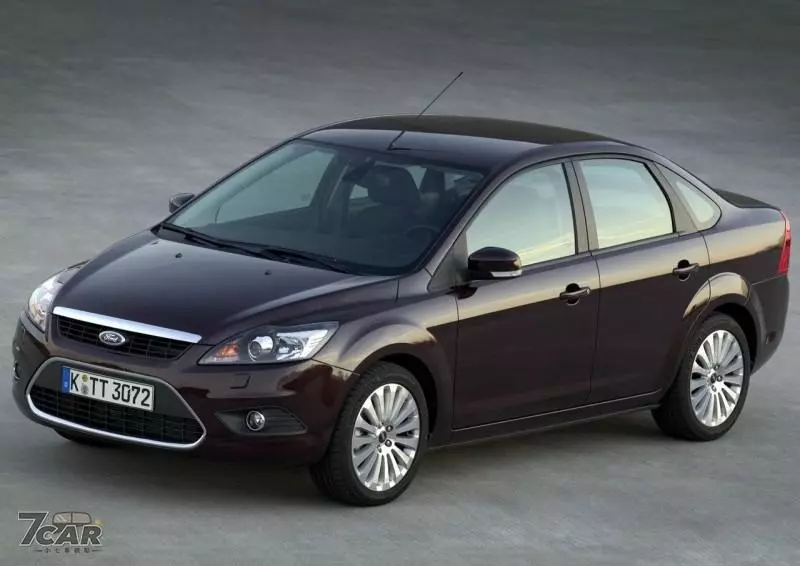 2019 Ford Focus EcoBoost182 旗艦型規格配備表