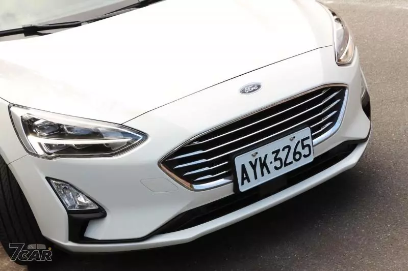 2019 Ford Focus EcoBoost182 旗艦型規格配備表