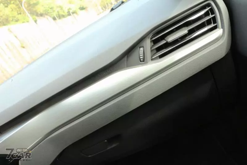 2019 Ford Focus EcoBoost182 旗艦型規格配備表