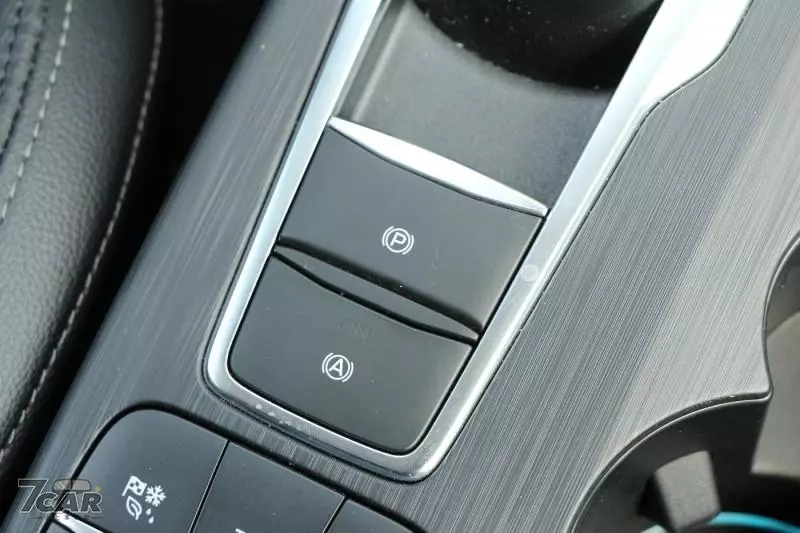 2019 Ford Focus EcoBoost182 旗艦型規格配備表