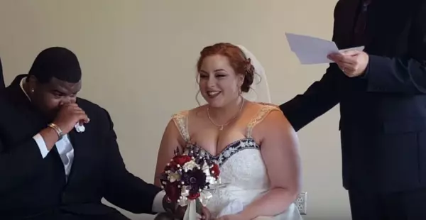 父親15年前已經寫好的信,婚禮這天感動全場!女兒現場淚崩,原來8歲那年父親已經離開了她