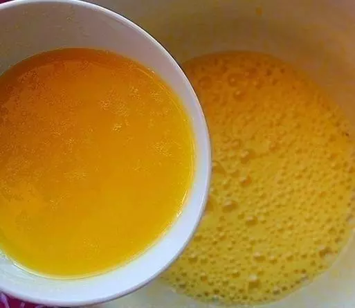 簡單的【蛋卷】平底鍋製作方法,蛋糖香味濃郁,讓我們在家也能最出酥脆可口的蛋卷