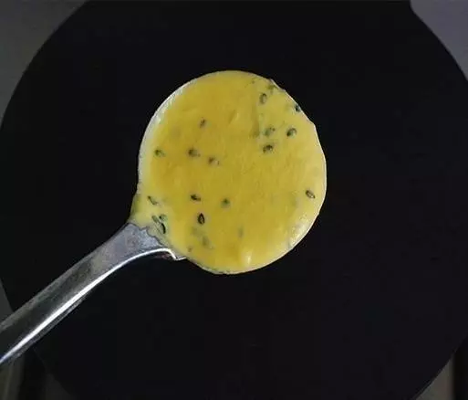 簡單的【蛋卷】平底鍋製作方法,蛋糖香味濃郁,讓我們在家也能最出酥脆可口的蛋卷