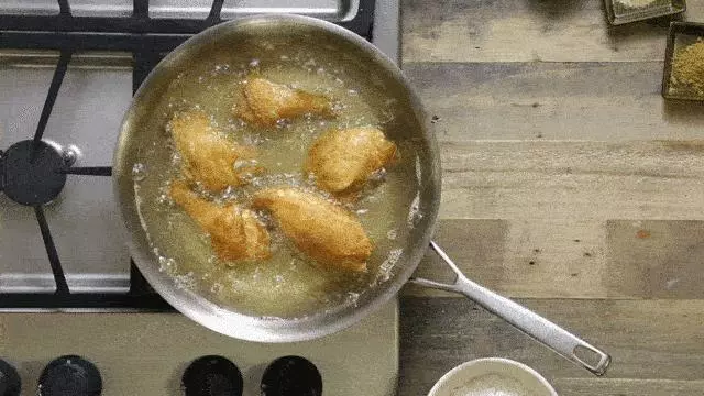 少吃這種食物 當心誘發癌症和多種疾病