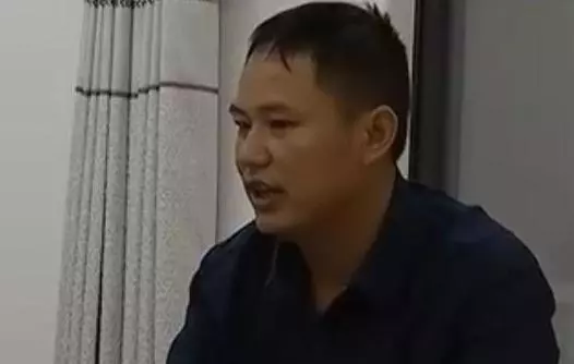 父親出軌與家庭決裂,現生病等錢治,兩兒子見死不救還要寫斷絕書