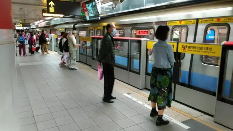 台北捷運比紐約地鐵「好太多」!美國專欄作家在報章發文大讚!