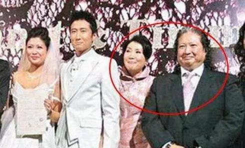 7位功夫巨星的11位漂亮老婆,多半是模特,全部認識算你厲害!