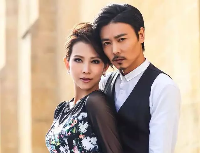 7位功夫巨星的11位漂亮老婆,多半是模特,全部認識算你厲害!