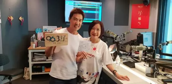 與向雲結婚近30年 陳之財喊話:越來越愛你!