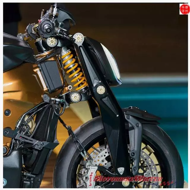 秀車 – Ducati Panigale V4 超跑的定製街車版現身,量產未知