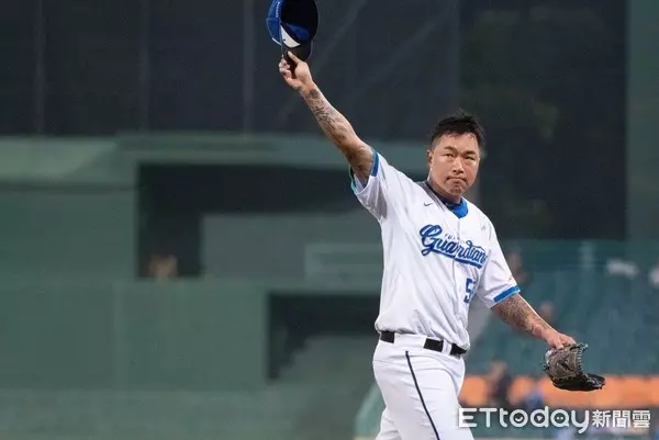 兄弟拚冠得鞏固後防 李振昌扮演重要角色