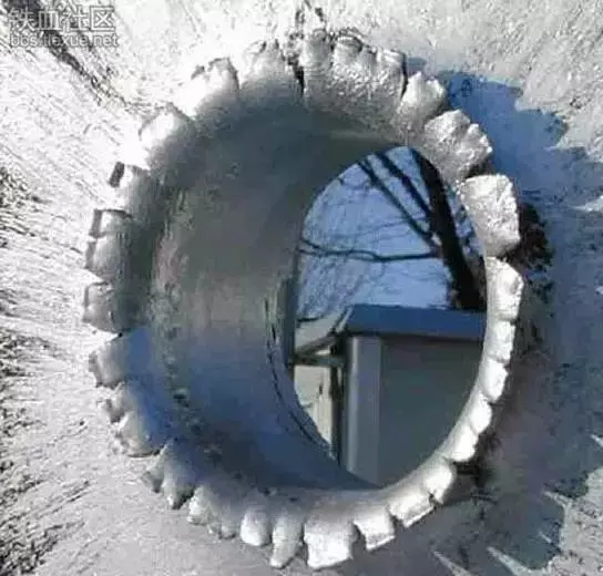 威力太驚人,一組圖讓你看懂穿甲彈是怎樣穿透護甲的?
