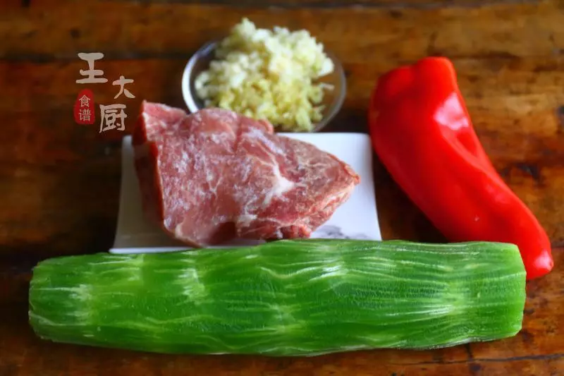 萵筍炒五花肉的正確做法,好吃又簡單,新手都能做