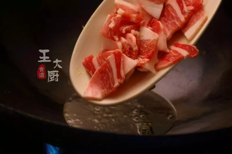 萵筍炒五花肉的正確做法,好吃又簡單,新手都能做