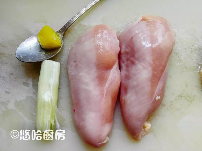 雞胸肉這樣處理,軟嫩滑爽,出鍋就能吃一盤,孩子吃了個子躥得快