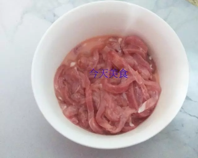 像花一樣的京醬肉絲,不僅好看,更是一道美味,營養高好吃還下飯