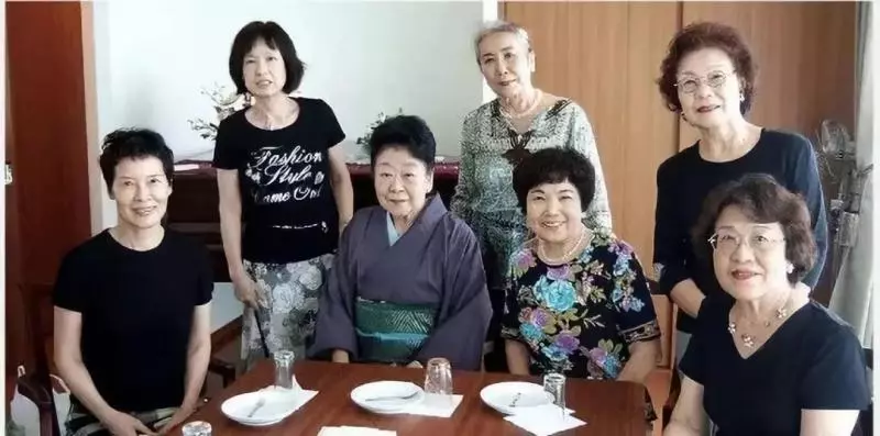 讓朋友做鄰居!7位單身「小姐妹」買樓同居10年,一起生活,一起結伴終老!