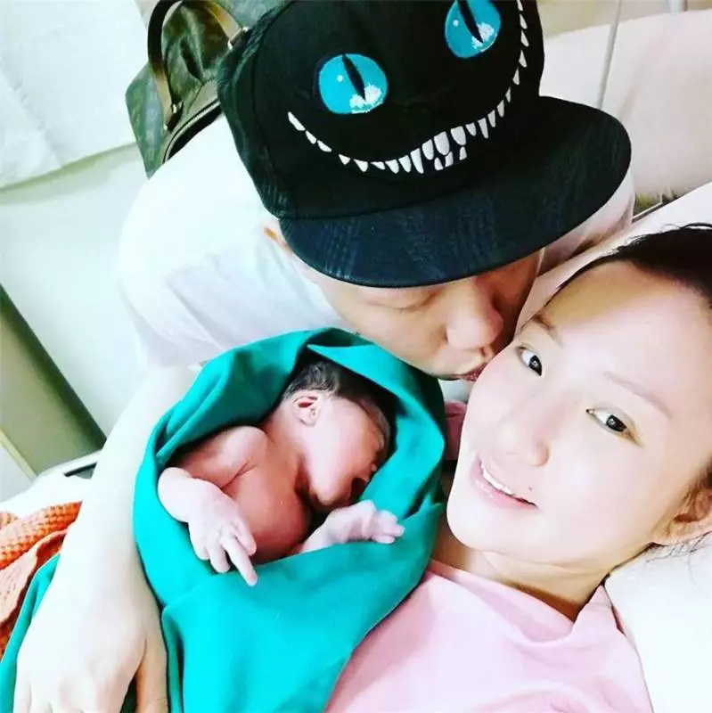 令人憤怒~向外人借錢救小寶寶,大馬紅人卻遭老公爆打