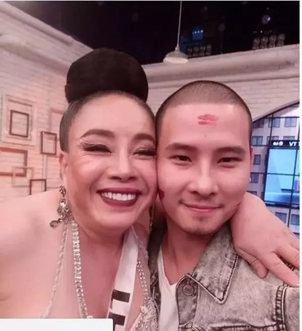 泰國知名富婆第14任老公容貌曝光,果然「驚為天人」!