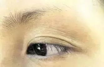 「男人看鼻,女人看眉」這10種眉毛有礙運勢一定要改!