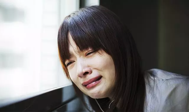 愧對爸媽怪自己當初傻,嫁給一家子白眼狼
