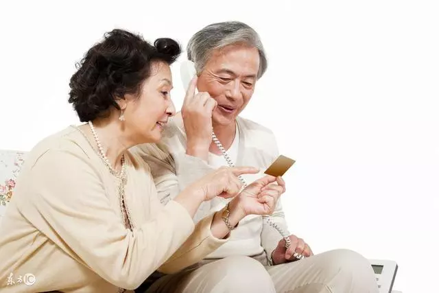 我媽想請假休息幾天,媳婦不同意,換做大家該怎麼辦?